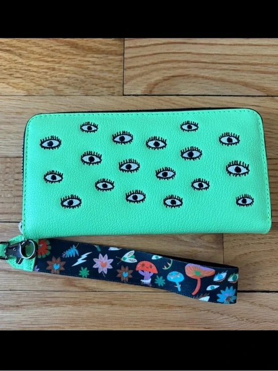 Min & Mon Francis green leather wallet with all over eyes embroidery - Picture 1 of 6